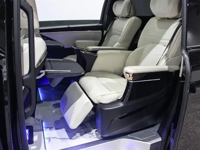 GAC Trumpchi M8 — Фото автомобиля 11