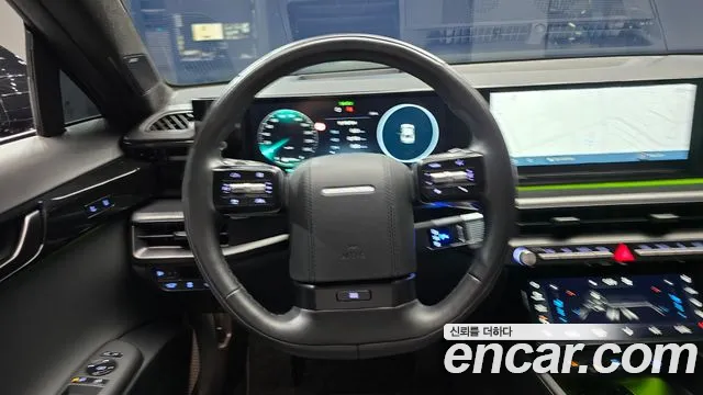 Hyundai Grandeur GN7 — Фото автомобиля 13