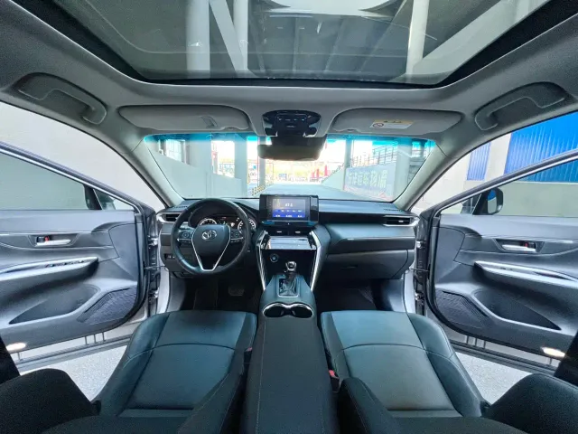 Toyota Venza — Фото автомобиля 11