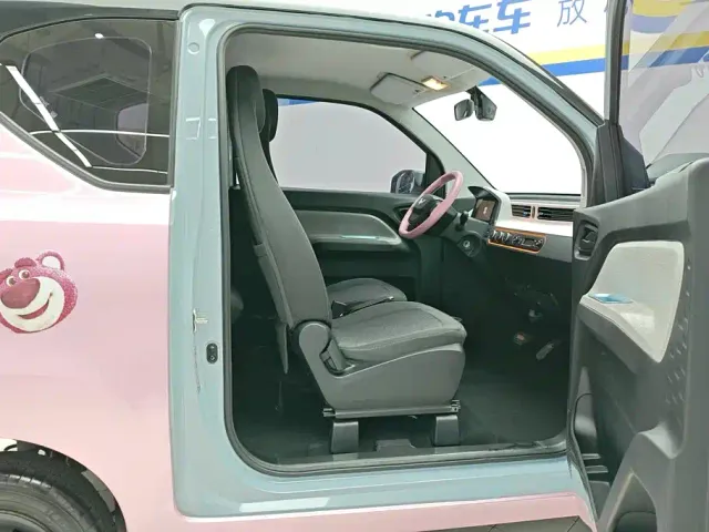 Wuling Hongguang Mini EV — Фото автомобиля 8