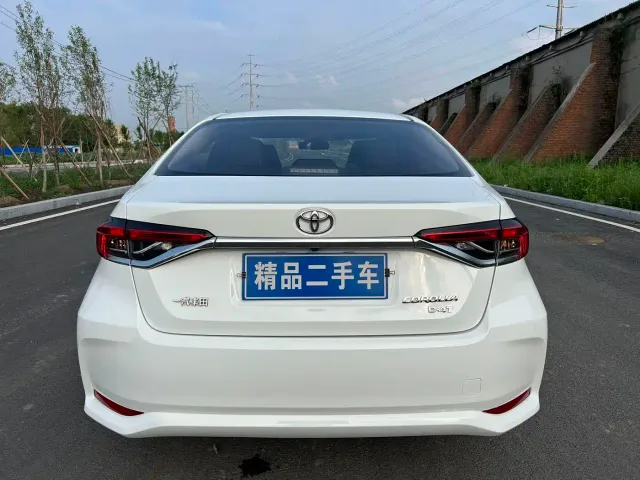 Toyota Corolla — Фото автомобиля 4
