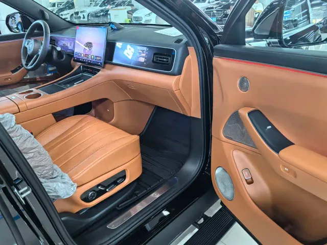 Aito M7 — Фото автомобиля 14