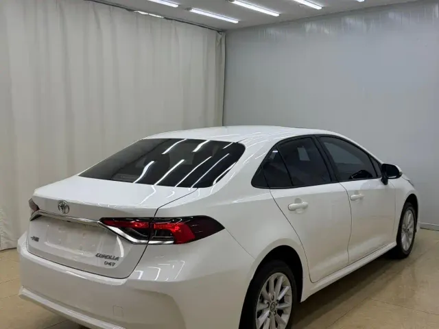 Toyota Corolla — Фото автомобиля 4