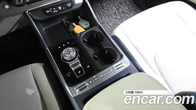Kia Carnival 4th Gen — Фото автомобиля 12
