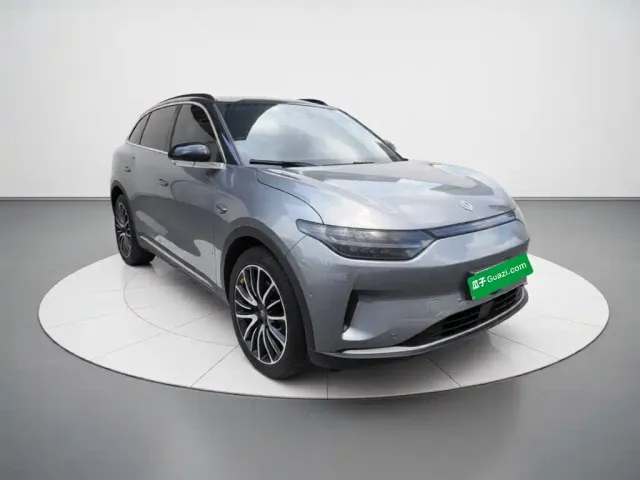 Leapmotor C11 — Фото автомобиля 9