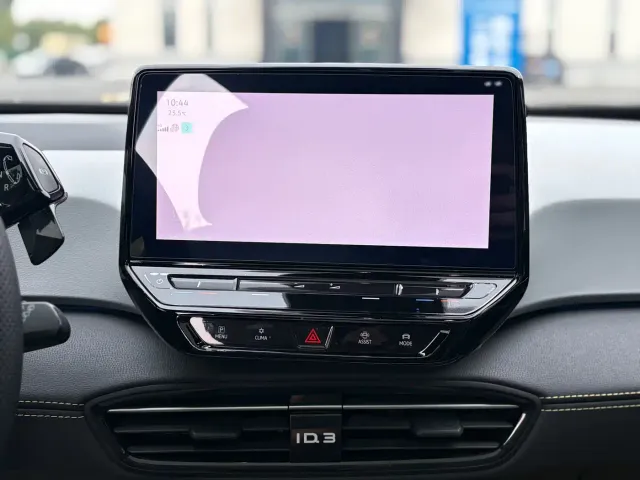 Volkswagen ID.3 — Фото автомобиля 10
