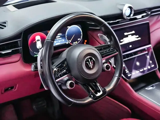 Maserati Grecale — Фото автомобиля 6