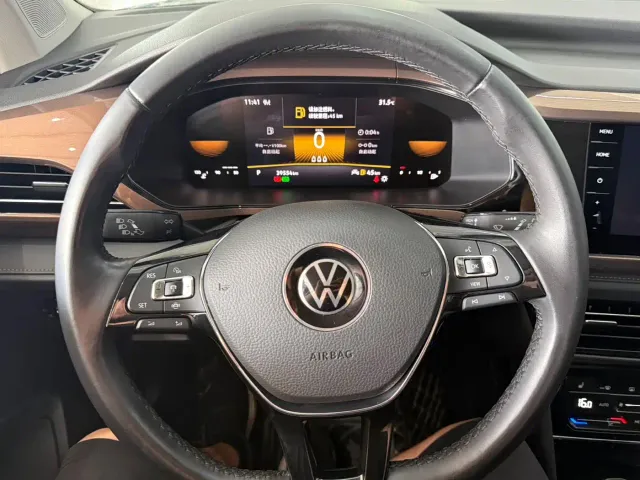 Volkswagen Tharu — Фото автомобиля 12