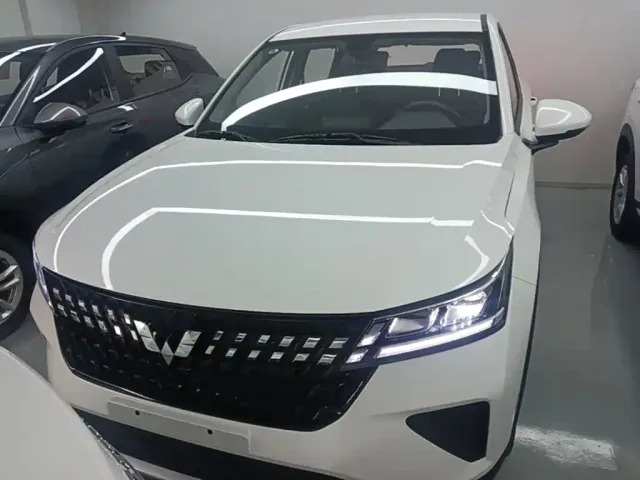 Wuling Xingchi — Фото автомобиля 2