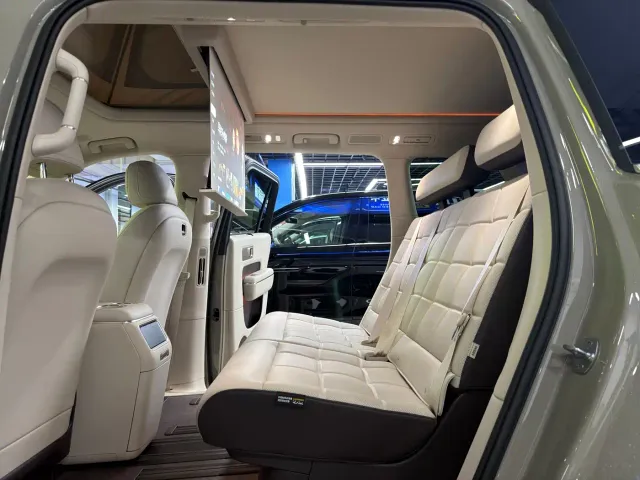 Xiaomi SUV — Фото автомобиля 9