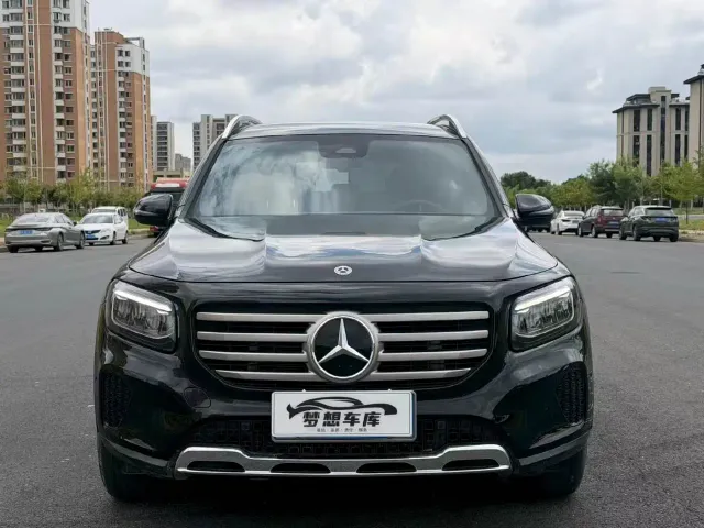 Mercedes-Benz GLB-Class — Фото автомобиля 2