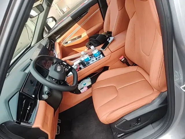 Geely Boyue — Фото автомобиля 14