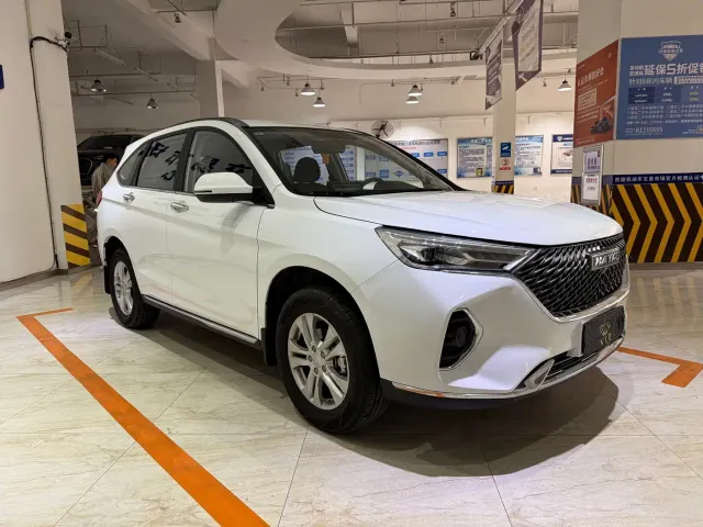 Haval M6 — Фото автомобиля 3