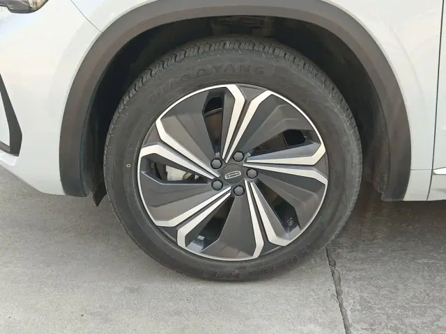 Geely Xingyue L — Фото автомобиля 22