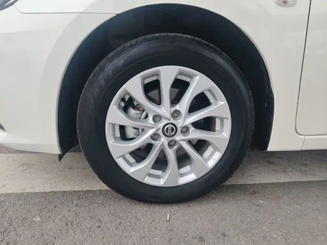 Nissan Sylphy — Фото автомобиля 22