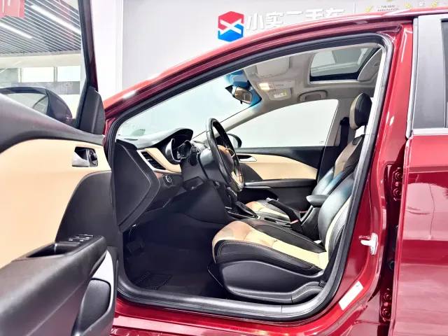 Chevrolet Monza — Фото автомобиля 4