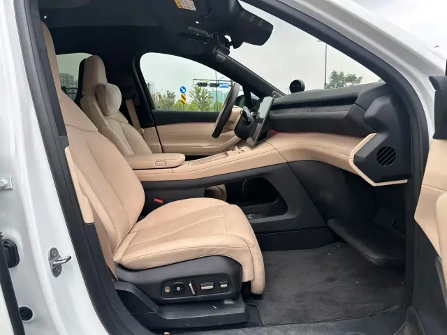 Nio EC7 — Фото автомобиля 13