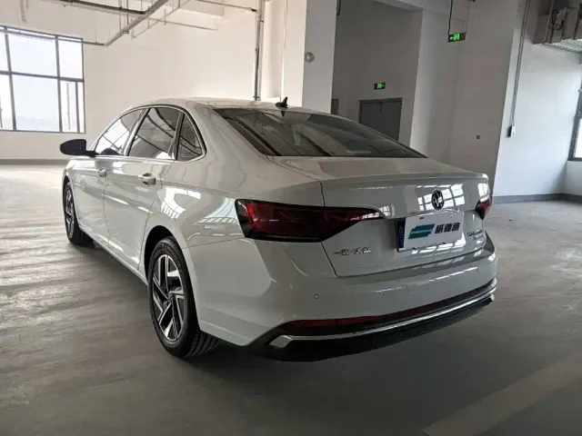 Volkswagen Sagitar — Фото автомобиля 4