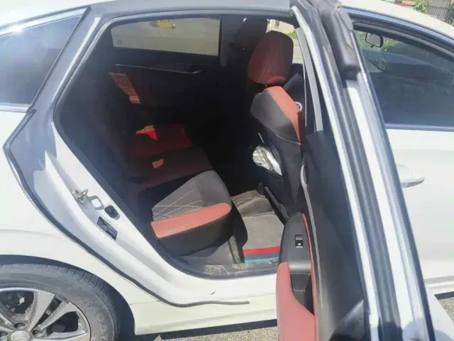 Changan Eado — Фото автомобиля 11