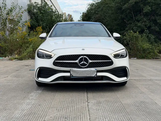 Mercedes-Benz C-Class — Фото автомобиля 2