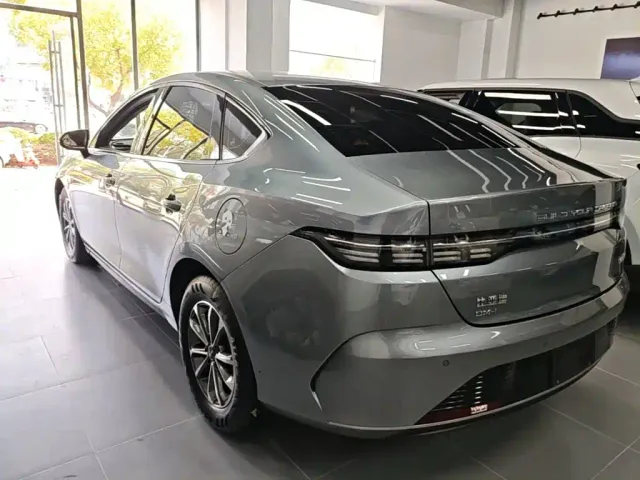 BYD Destroyer 05 — Фото автомобиля 4