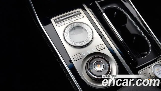 Genesis GV80 — Фото автомобиля 9