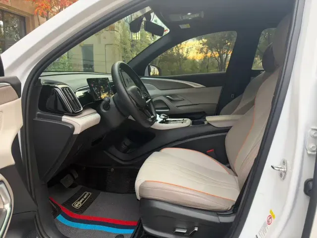 BYD Song Pro — Фото автомобиля 4