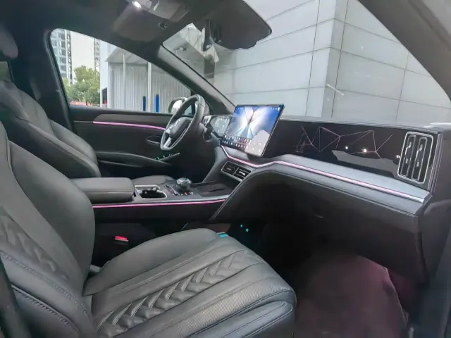 BYD Song L DM-i — Фото автомобиля 9