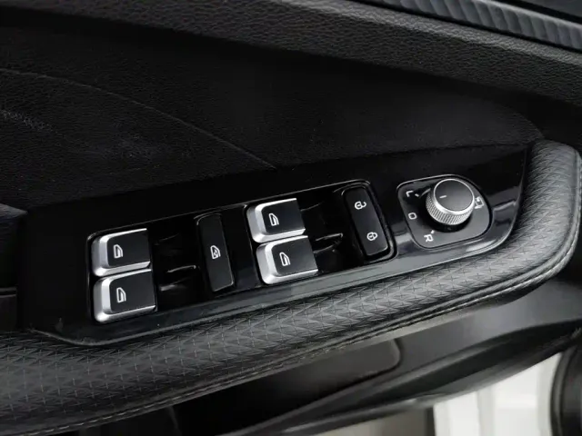 Geely Binrui — Фото автомобиля 9
