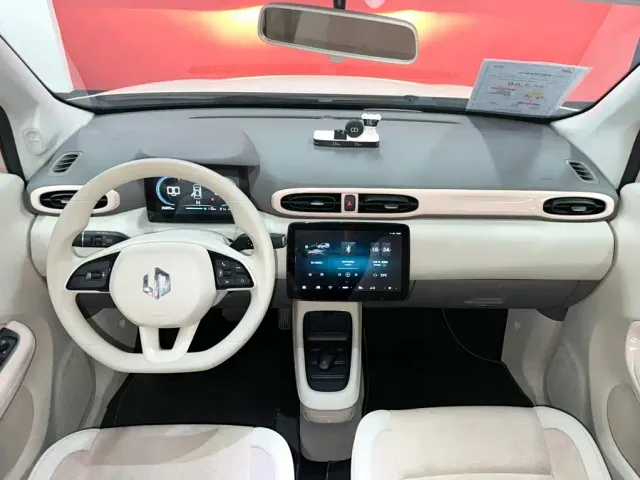 Leapmotor T03 — Фото автомобиля 20