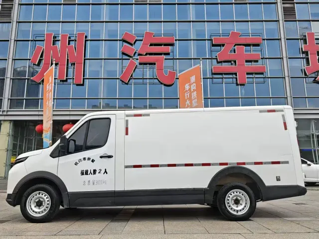 JAC Motors Van Boulevard — Фото автомобиля 4