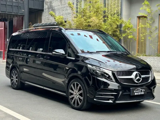 Mercedes-Benz V-Class — Фото автомобиля 3