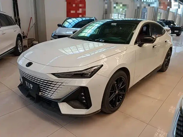 Фотография автомобиля — Changan UNI-V