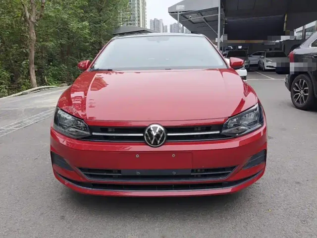 Volkswagen Polo — Фото автомобиля 2
