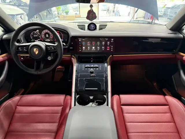 Porsche Panamera — Фото автомобиля 20