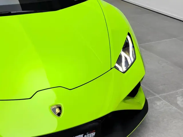 Lamborghini Huracan — Фото автомобиля 11