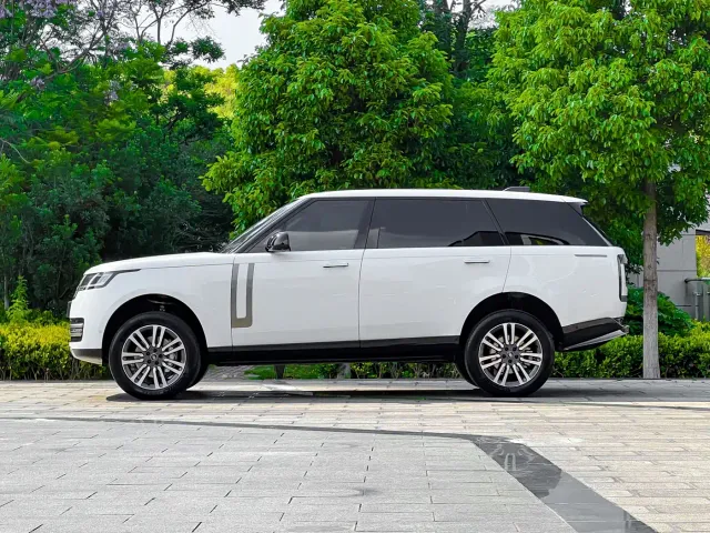 Land Rover Range Rover — Фото автомобиля 3