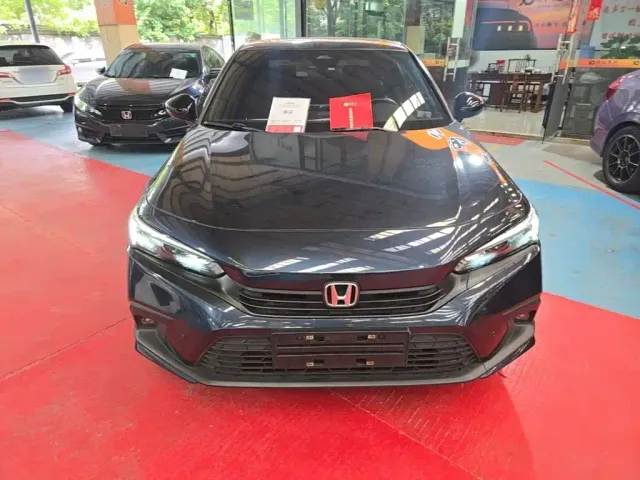 Honda Civic — Фото автомобиля 2