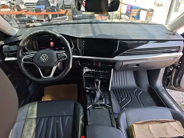 Volkswagen Passat — Фото автомобиля 9