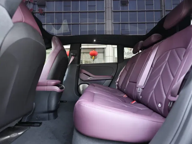 Nio ET5 Touring — Фото автомобиля 11