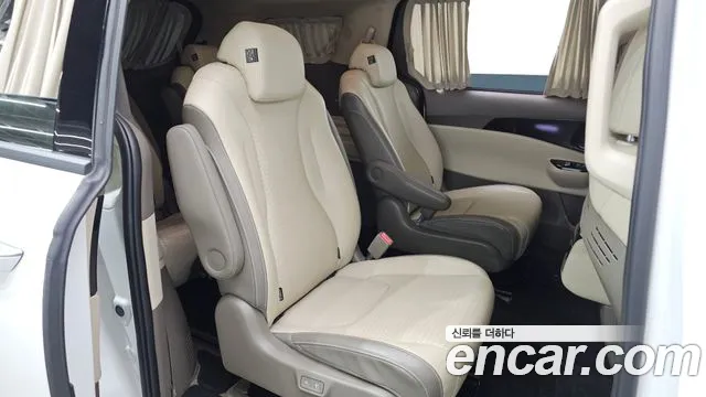 Kia Carnival 4th Gen — Фото автомобиля 17