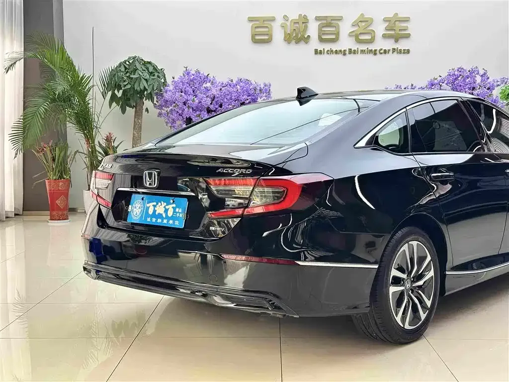 Honda Accord 2022 Sharp Hybrid 2.0L Sharp Leader Edition — Фото автомобиля 7
