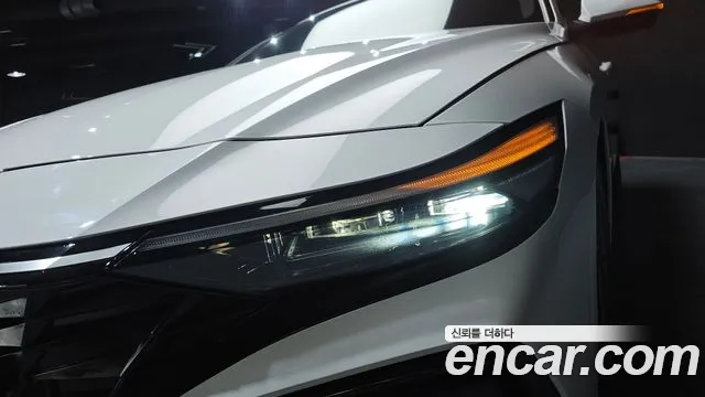 Hyundai Avante CN7 — Фото автомобиля 7