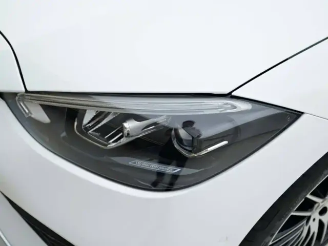 Mercedes-Benz C-Class — Фото автомобиля 13