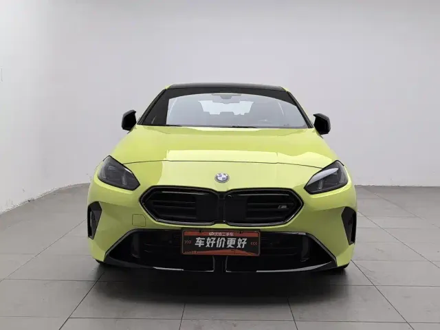 BMW M235L — Фото автомобиля 3