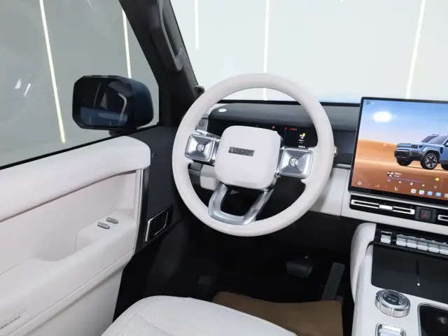 iCAR V27 — Фото автомобиля 12