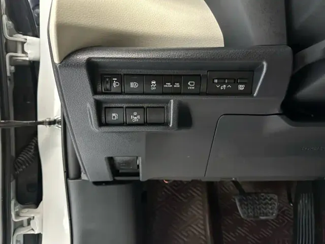 Toyota Granvia — Фото автомобиля 4