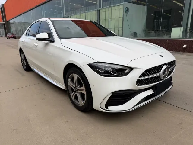 Mercedes-Benz C-Class — Фото автомобиля 2
