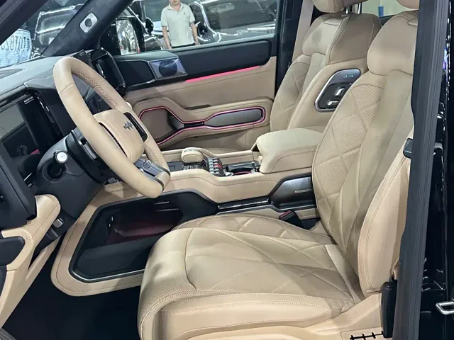 BYD FangChengBao Leopard 8 — Фото автомобиля 5