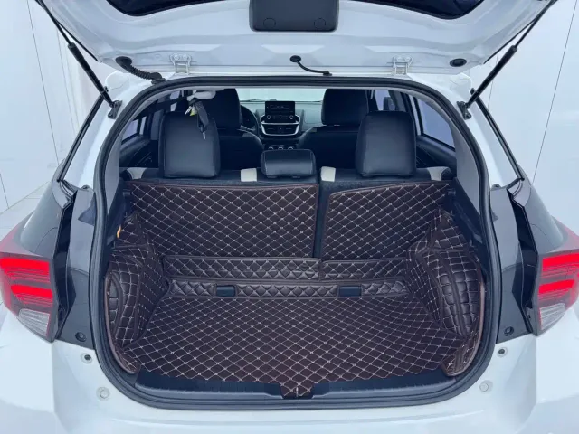 Toyota YARiS L Zhi Xuan — Фото автомобиля 16
